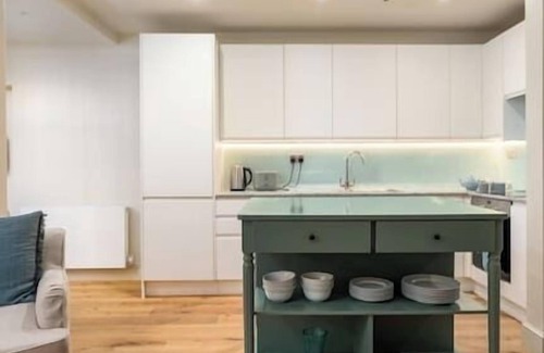 Courtfield Apartment | PBC | Two bedroom Apartment South Kensington WP18