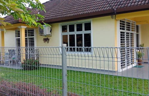 Taman Tanjung House | PD Leisure Homestay- 3km away fromTesco & Giant