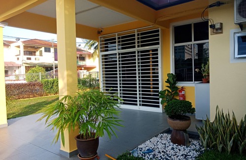 Taman Tanjung House | PD Leisure Homestay- 3km away fromTesco & Giant