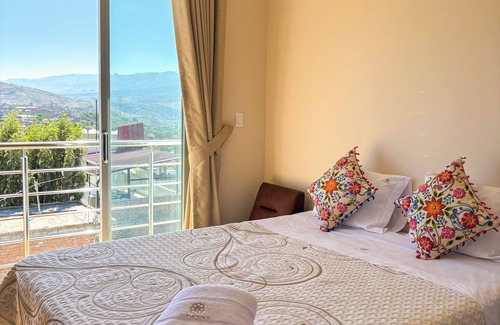San Juan Bautista Hotel | Hotel Club las Flores