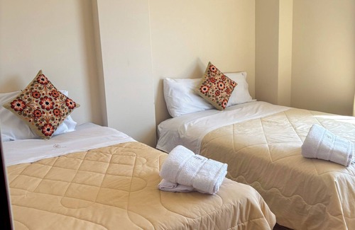 San Juan Bautista Hotel | Hotel Club las Flores