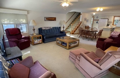 Sebago Cabin | PEABODY POND SHOREFRONT
