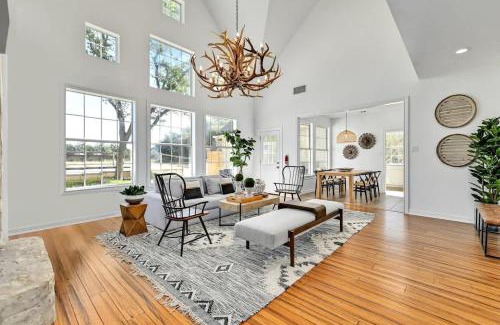 Dripping Springs House | Peabody Ranch Luxury Home W/Pool, Hot Tub, Fire Pit!