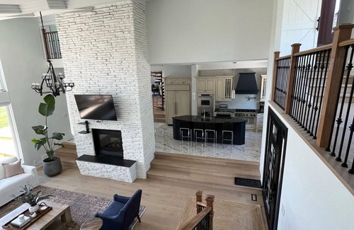 Bradford West Gwillimbury House | Peaceful Country Escape | Smart Home, Near Wonderland & Lake Simcoe