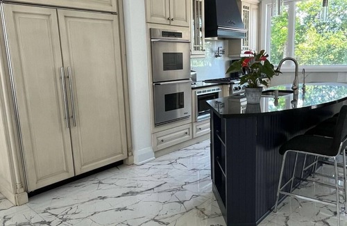 Bradford West Gwillimbury House | Peaceful Country Escape | Smart Home, Near Wonderland & Lake Simcoe
