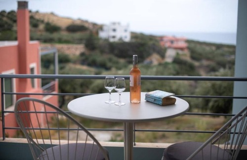 Keratokambos Apartment | Peace and Beach House