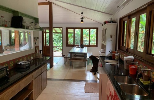 Barra do Una House | PEACE AND COMFORT: HOUSE FOR 10 ON THE BARRADO UNA WATERFALL FARM