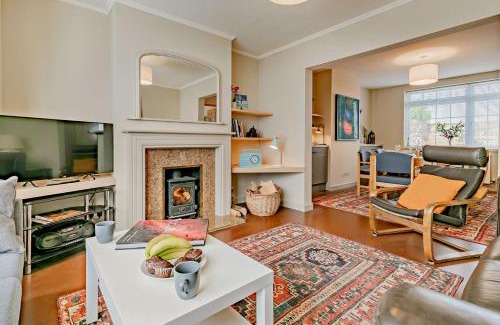 St Just House | Peace and Plenty