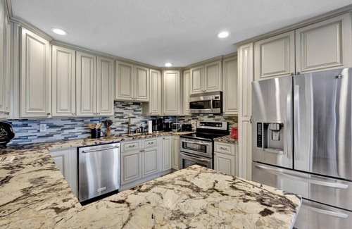 Shelbyville Other | Peace and Quiet Close to Louisville - 80+ Acres