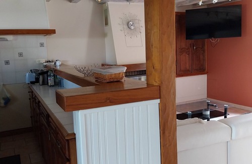 Suaux Cottage | Peace and quiet for this country gîte