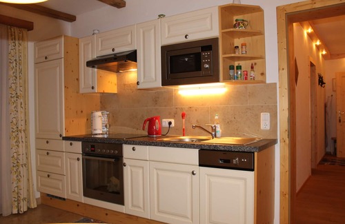 Puch bei Hallein Apartment | Peace and relaxation, family vacation, large garden