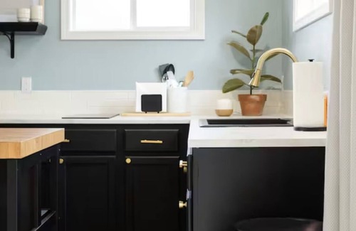 Bay Area Cottage | Peace and Sun in Paloma Casita a block from Corpus Christi Bay.