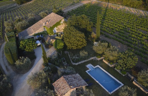 Vaison-la-Romaine Cottage | Peace and tranquility for 2 in the heart of Provence.