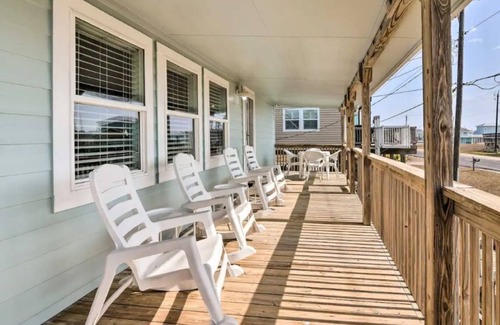 Surfside Beach House | Peace at the Beach-access to beach via walkway and blocks to drive on entrance