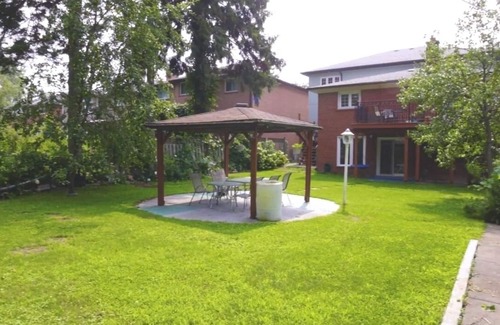 West Hill House | Peace full area luxury house 5 minute to all access Beach, shopping center, zoon