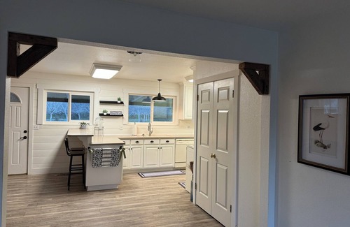 Flournoy Other | Peace-full & private farmhouse in orchard setting.10 min from thunder hill .