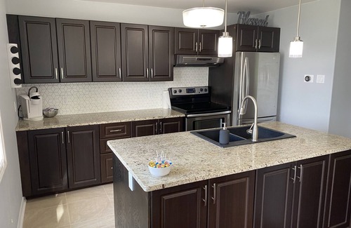 Clarence-Rockland House | Peace, Fun and Sunsets On the Ottawa River!