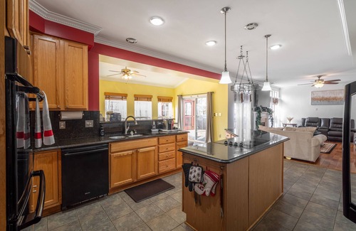 Barstow House | Peace home for rent. Basement not included.