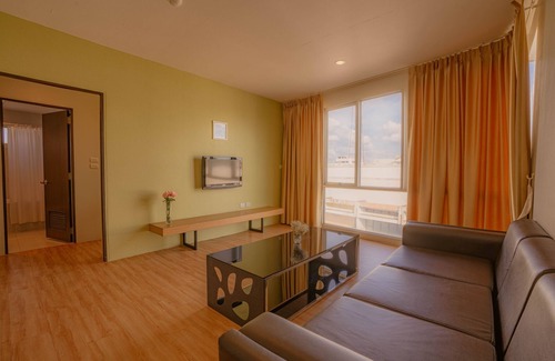 Ban Phan Thom Hotel | Peace Land Khaosan