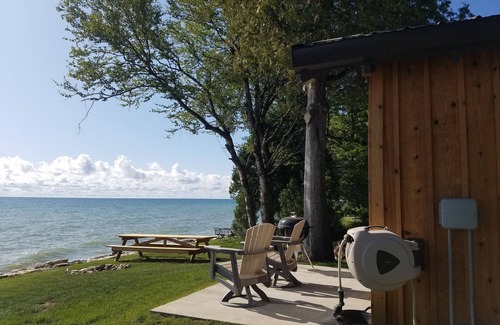 Sturgeon Bay Cottage | Peace of Beach, private 4 season cottage on beautiful shores of Door County