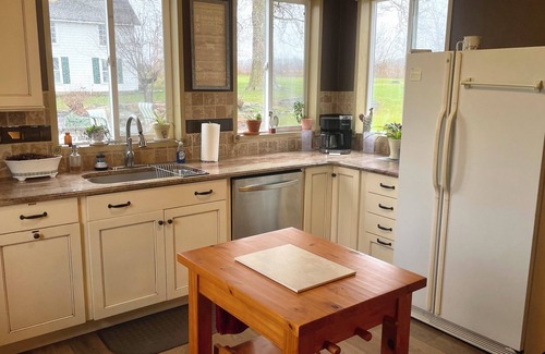 Avon House | Peace & Quiet at The Farmhouse at Kindred Ground