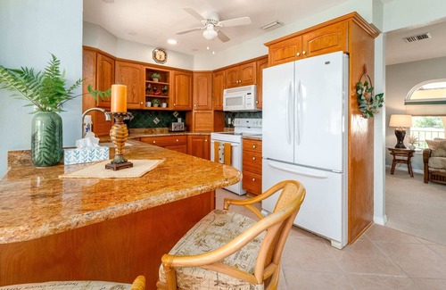 Harbour Heights House | Peace River Retreat Waterfront w/ Heated Pool