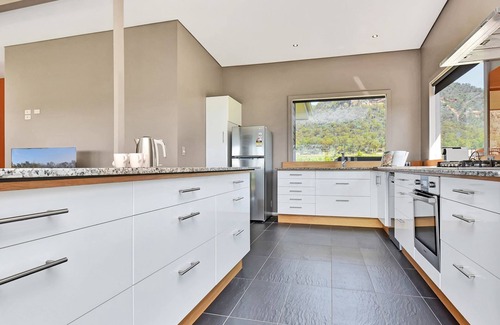 Fordwich House | Peace & Tranquillity - Realign In The Great Dividing Range at Milbrodale Estate