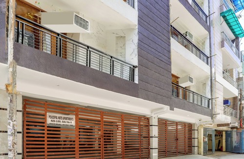South West Apartment | Peacefulhuts 3BHK near IGI International Airport Delhi