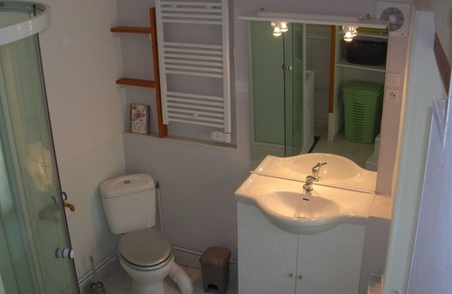 Saint-Pierre-de-Riviere Cottage | Peaceful cottage in Fouchard