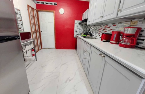 St. Anns Apartment | Peaceful 1 bedroom apartment minutes from Port of Spain and Carnival activities