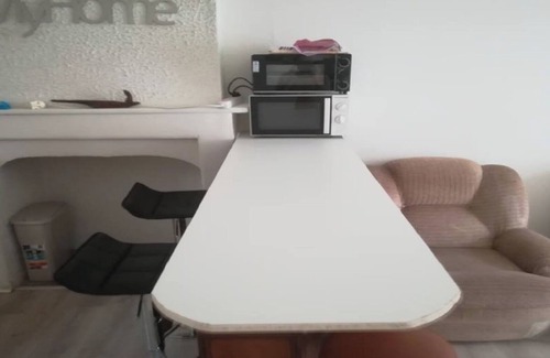Dufau-Tourasse Apartment | Peaceful 1-room apartment of 45 m² in Pau (All charges included)