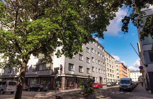 Punavuori Apartment | Peaceful 1BR in Design District
