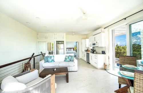 Long Bay Hills House | Peaceful 2BR Ocean Vw Duplex + Private Jacuzzi SUV - Wyakha Duplex 3 & 4
