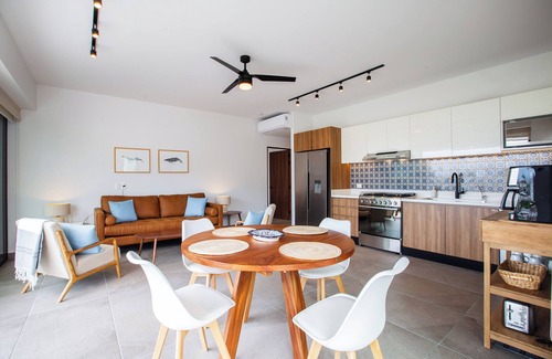 El Caloso Condo | Peaceful 2BR w/Pools, Gym & Bar