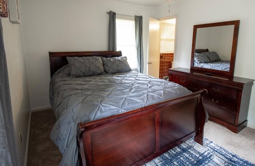 Fairburn House | Peaceful 3 Bedroom home near ATL Airport