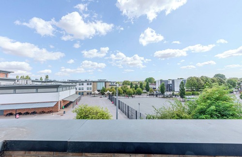 Waltham Forest House | Peaceful 4BR Home w/Garden& Parking in Walthamstow