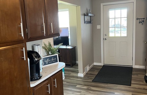 Saint David House | Peaceful 5 Bedroom Lake House
