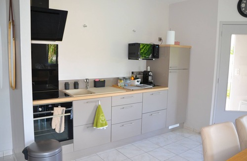 Cumieres Apartment | Peaceful accommodation in a private garden