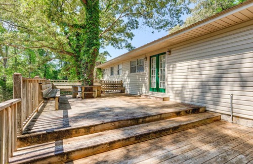 Jackson House | Peaceful Alabama Vacation Rental with Large Deck