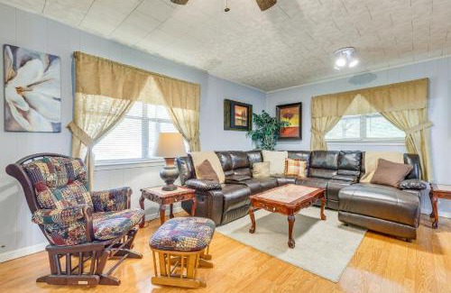 Jackson House | Peaceful Alabama Vacation Rental with Large Deck