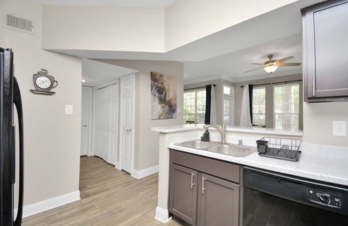Deco Apartment | Peaceful and Cozy 1bedroom apartment