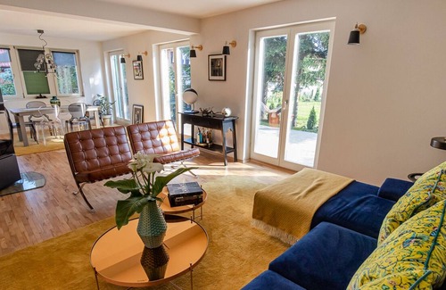 Ohrid Villa | Peaceful and hidden home set in a beautiful garden.