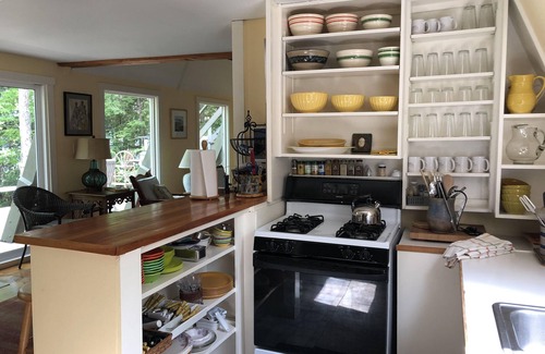 Hope Cottage | Peaceful and private camp on Hobbs Pond Maine