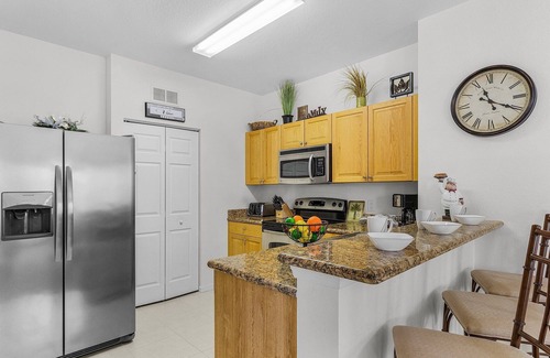 Diplomat Condo | Peaceful and Relaxing Community - Peace of Cape - Roelens