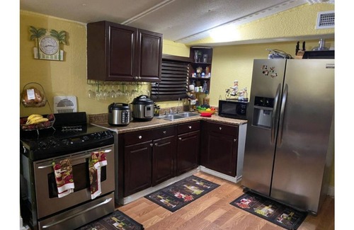 Arcadia House | Peaceful and Relaxing house 4/3. Pets are welcome with no charge.