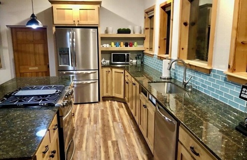 Sylvan Shores House | Peaceful and Serene
