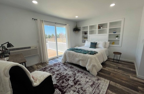 Marshfield Condo | Peaceful and updated guesthouse located in the central Wisconsin countryside