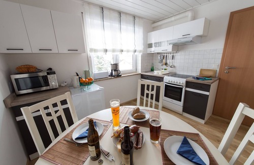 Burggen House | Peaceful Apartment with Sauna