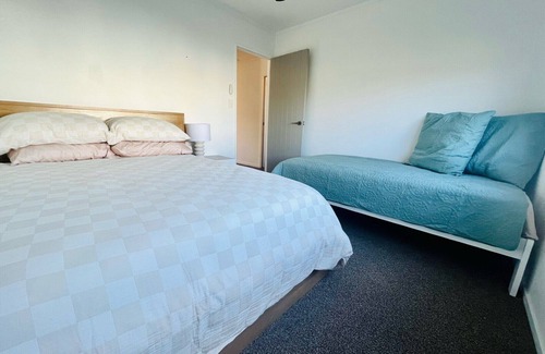Pukehina House | Peaceful at Pukehina
