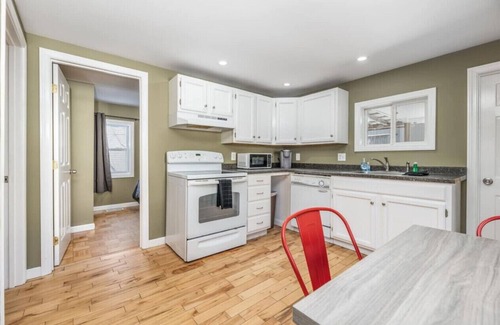 Bangor House | Peaceful Bangor Getaway | Clean & Cozy 2BR Home